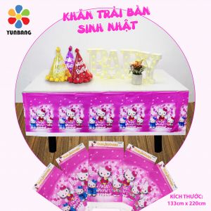 KHĂN TRẢI BÀN HELLOKITTY 